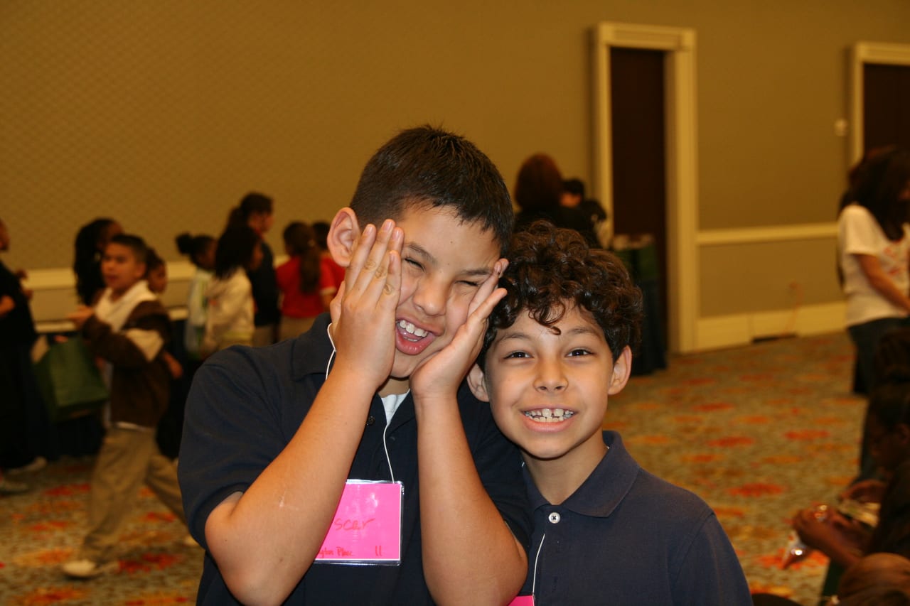 Kids We Serve — a Building Teams give-back team building event